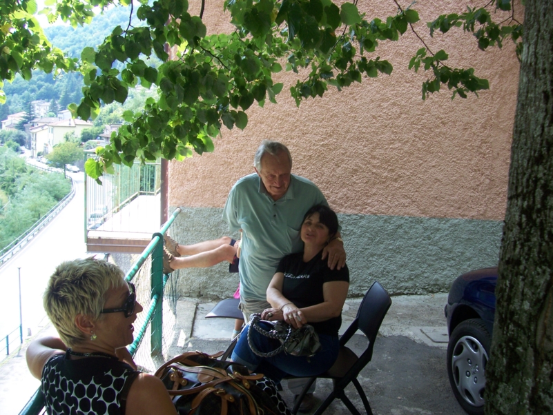  Image name: Estate224.jpg 
 width: 801 pixel 
 height: 602 pixel 
 Size: 478017 bytes 
 Click to enlarge 